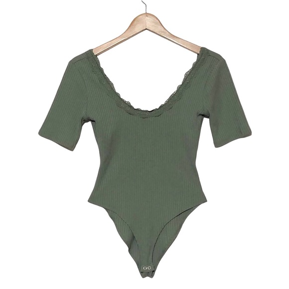 Forever 21 Ribbed Knit Bodysuit - Picture 3 of 10